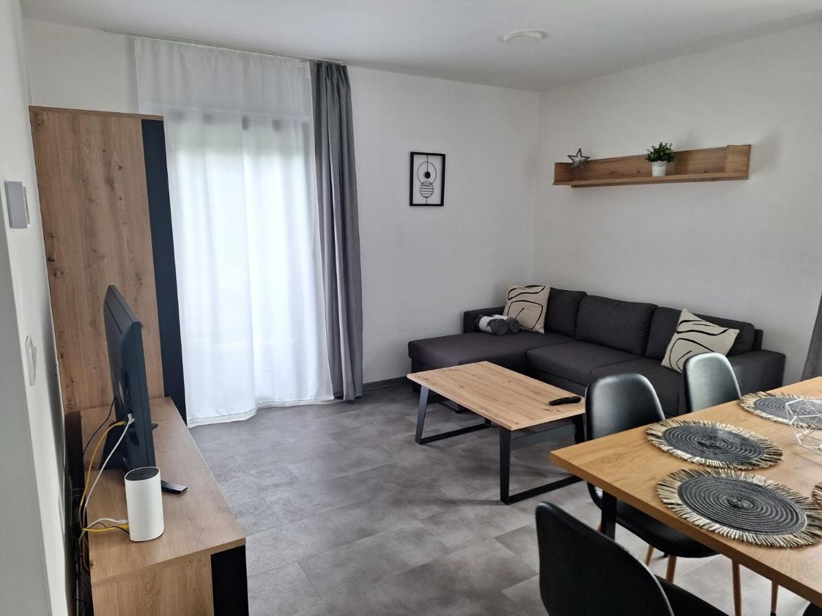 Mb Apartmany Lipno Lipno nad Vltavou Eksteriør bilde